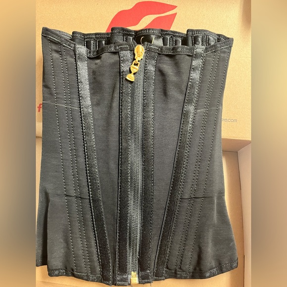 Faja from Sol Leon Beauty and Care - Picture 3 of 5